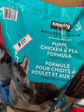 Kirkland Signature Teal Puppy Chicken & Pea Formula Bag